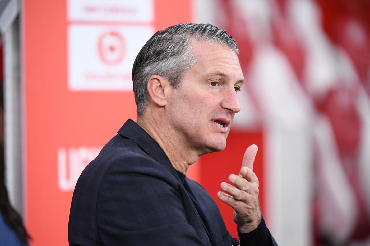 Un retrait de points pour le LOSC à cause de chants homophobes ? - France - J17 - Lille-Rennes (0-2)