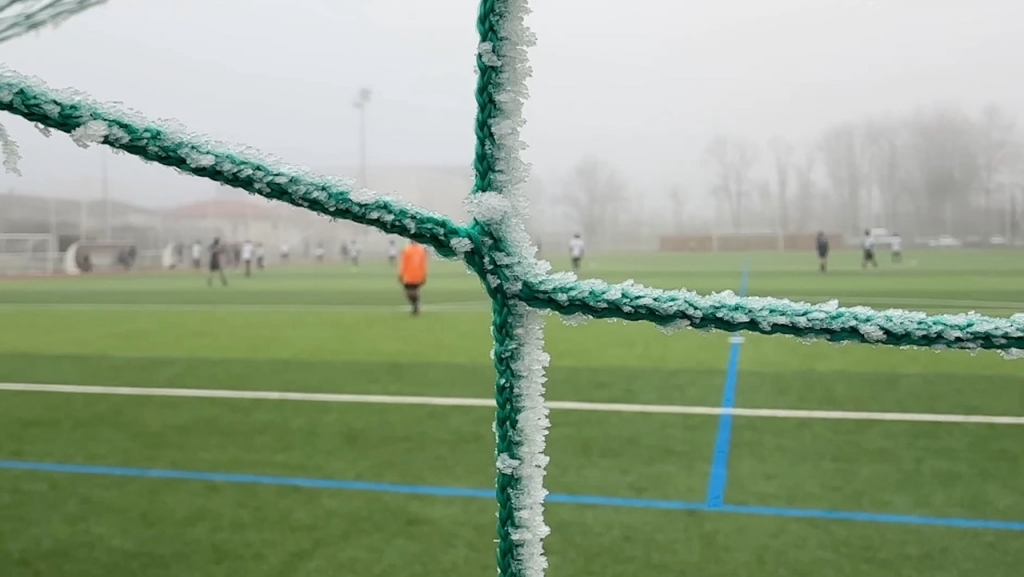 Gel et verglas : la Ville de Saint-Étienne interdit l’accès aux terrains de plein air