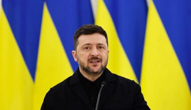 Ukraine : Zelensky envisage une adhésion à l'UE dès 2027