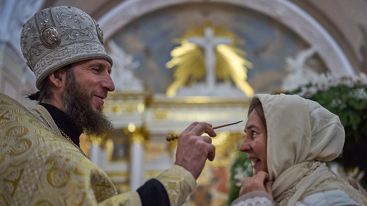 Russie : l'Église orthodoxe met en place un service de prière pour décourager les femmes d'avorter