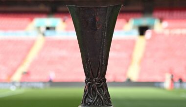 À l'occasion du match LOSC-Fribourg, le trophée de la Ligue Europa est à Lille