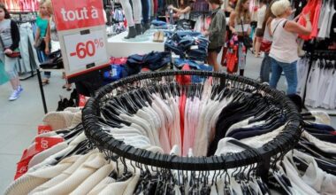 Soldes d’hiver et seconde main : à Arras et Lille, deux façons d’acheter des vêtements responsables