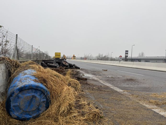Le président de la Chambre d’Agriculture du Tarn dément et condamne les dépôts de déchets amiantés sur la rocade d’Albi.