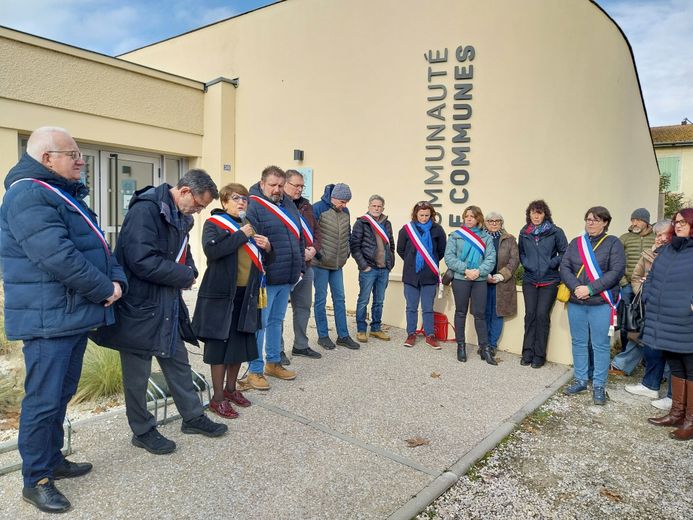 Le préfet Hervé Brabant était présent pour répondre aux questions des élus.