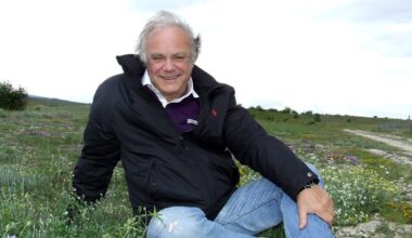 Téléshopping c’est fini : Les souvenirs de Laurent Cabrol après l’arrêt de l’émission culte "Je me voyais comme un bonimenteur de foire"