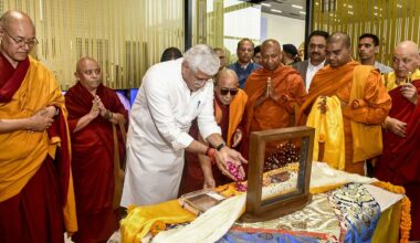 L'Inde expose des bijoux sacrés liés à Bouddha pour la première fois depuis leur découverte en 1898