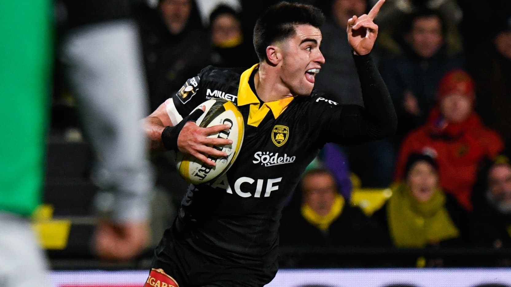 La Rochelle se relance en écrasant une équipe de Toulon remaniée