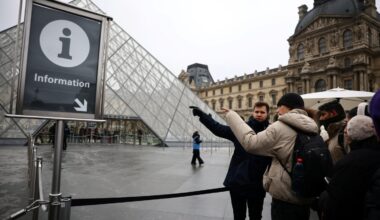 le musée reste « ouvert partiellement » après la reconduction du mouvement