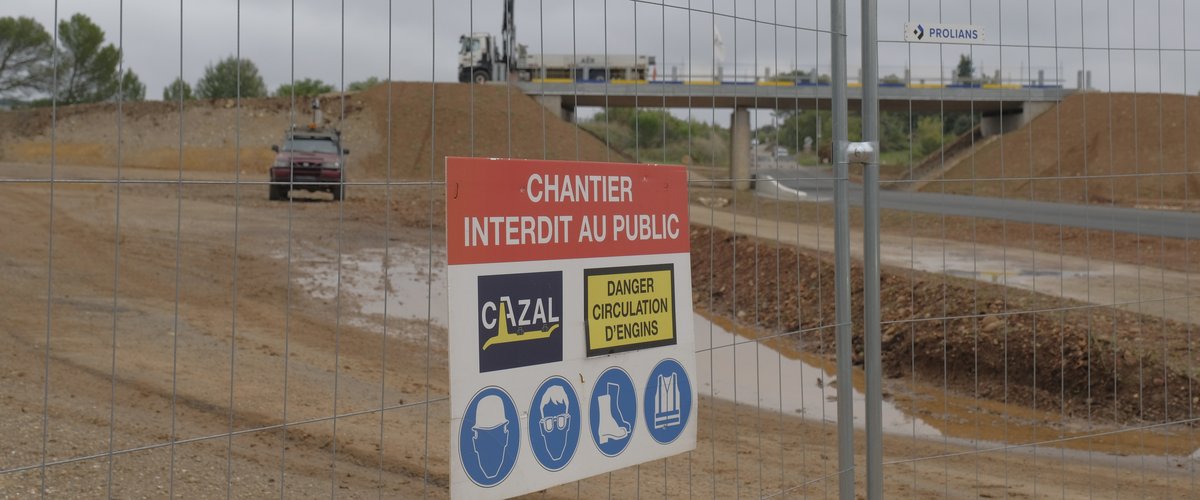 Caméras à détection de mouvement, équipe cynophile, portails d’accès… le chantier du Lien sous haute surveillance au nord de Montpellier