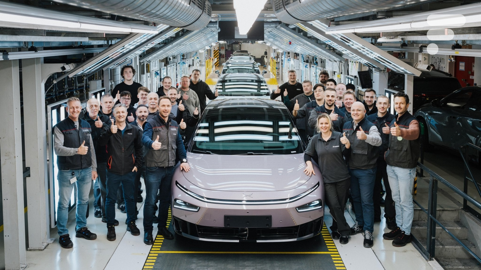 Xpeng lance déjà la fabrication en Europe de sa nouvelle voiture électrique qui se recharge en 12 minutes : la P7+ — Frandroid