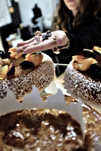 Que du (bon) traditionnel pour la pâtisserie de l’avenue de Saint-Maur mais des fèves à collectionner pour els amateurs de bestioles.
