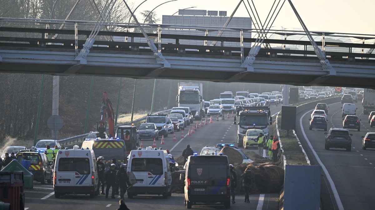 Colère des agriculteurs : 53 verbalisations, dix-sept arrestations à Toulouse, les manifestants sont ressortis libres