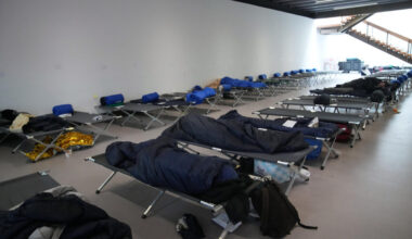 Grand froid: Paris renforce l’accueil d’urgence pour les sans-abri - Reportage France