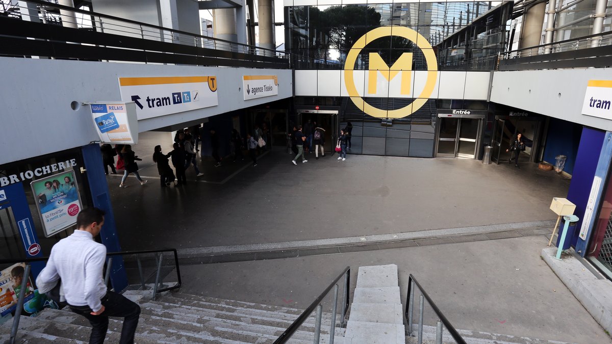 Garde à vue annulée, enquête défaillante, accusé d’un vol à l’arraché dans le métro, un homme relaxé