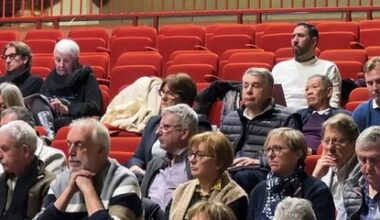 À Saint-Étienne Métropole, un conseil apaisé marqué par le retour de Gilles Artigues - Reportage TL7