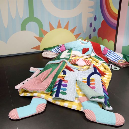 Tendre Géant de Justine Descarsin est produit par le Centre Pompidou.