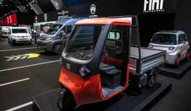 Salon de Bruxelles : Fiat lance officiellement en Europe son tout petit pick-up électrique à 3 roues