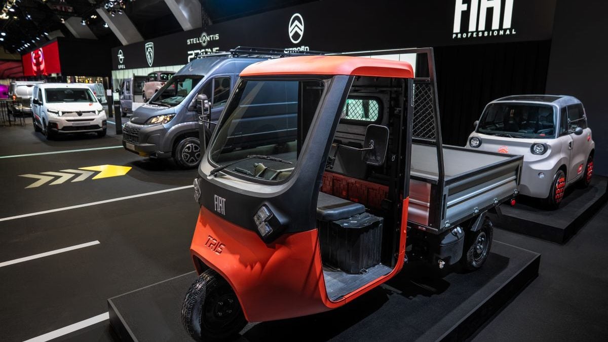 Salon de Bruxelles : Fiat lance officiellement en Europe son tout petit pick-up électrique à 3 roues