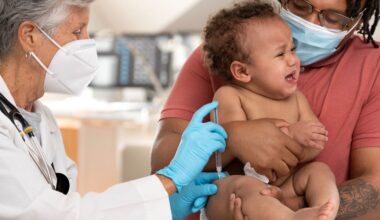 les vaccins deviennent un enjeu politique aux USA