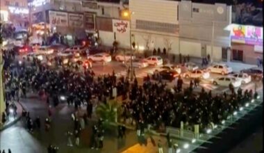 En Iran, la contestation se poursuit à Téhéran et dans plusieurs villes samedi soir ; Donald Trump affirme que les Etats-Unis « se tiennent prêts à aider » les manifestants