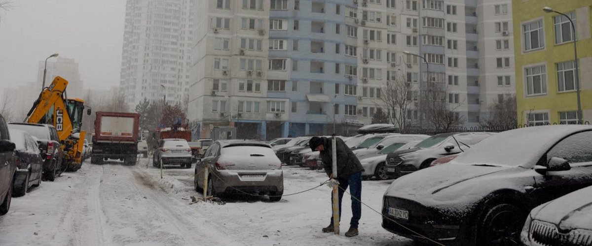 Guerre en Ukraine : jusqu’à – 20 °C, un million de civils privés de chauffage… cet hiver est-il le plus rude depuis le début de l’invasion russe ?