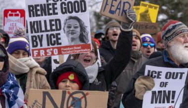 après la mort d'une Américaine tuée par balle par un agent de la police de l'immigration, les anti-ICE sortent dans la rue