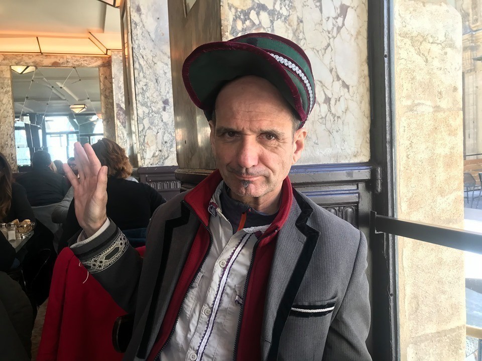 Candidat à la mairie de Bordeaux, Yves Simone veut réaliser un projet fou pour transformer les quais