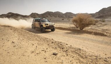 Dakar 2026 : Stéphane Peterhansel et son copilote gardois Michaël Metge sur la bonne vague dans le désert