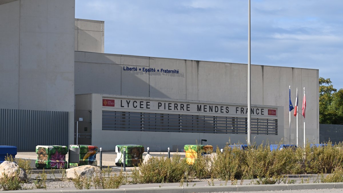 Il est tombé d’environ quatre ou cinq mètres : un adolescent chute du deuxième étage d’un lycée de Montpellier