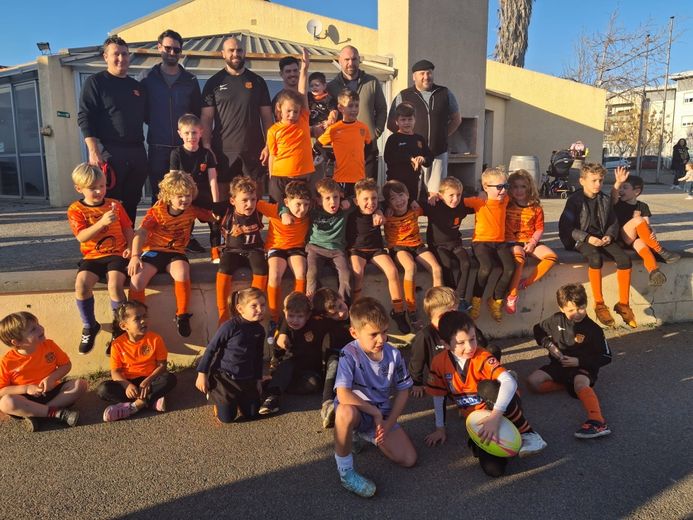 De belles photos d’équipe.