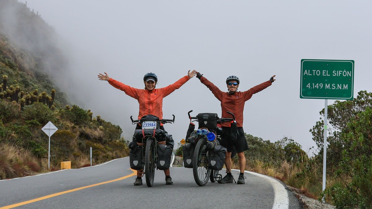 "Pédaler à travers les montagnes de la cordillère des Andes a été l’aboutissement d’un rêve" ; un couple sur les routes d’Amérique à bicyclette