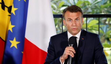 Macron s’apprête-t-il (sans le dire) à débrancher l’accord de Bougival ?