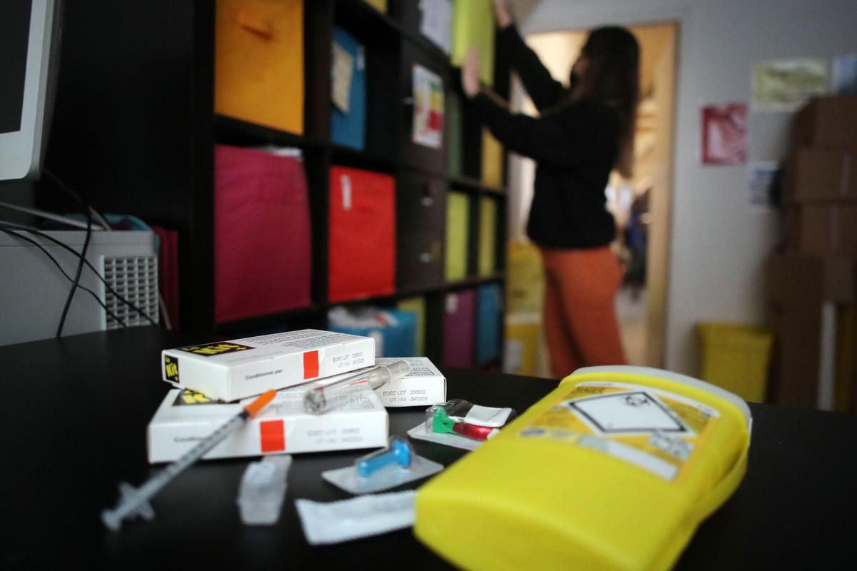 la ministre de la Santé penche pour un déménagement du centre d’accueil pour les toxicomanes