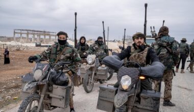 L’armée syrienne annonce contrôler la ville de Deir Hafer, à l’est d’Alep, après le retrait des Kurdes