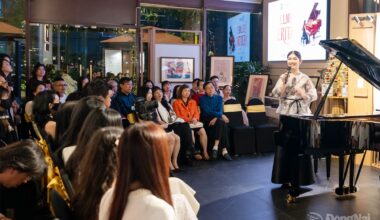 2 500 élèves policiers s'entraînent à accueillir le congrès du Parti.