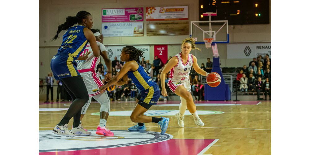 Ce dimanche 18 janvier 2026, Charnay recevait Lattes/Montpellier en quart de finale de la Coupe de France féminine. Aux portes du dernier carré, les Charnaysiennes se sont malheureusement inclinées 73 à 67. Photo Christophe Dury