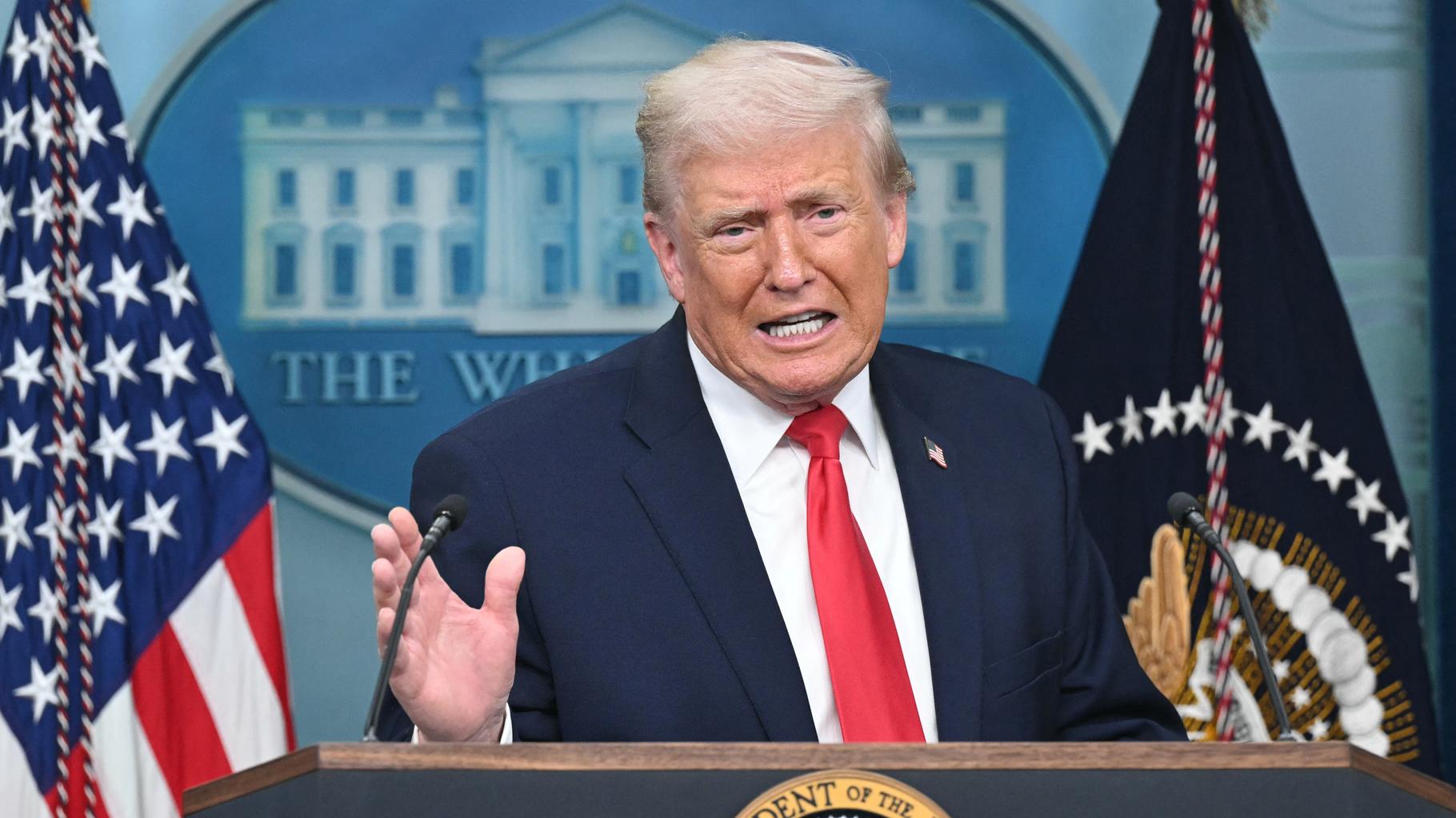 Trump écarte tout « retour en arrière » et promet d’aller jusqu’au bout