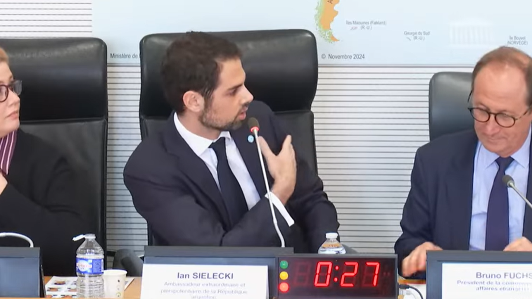 À l’Assemblée nationale, un incident diplomatique entre la France et l’Argentine évité grâce à un simple bout de papier