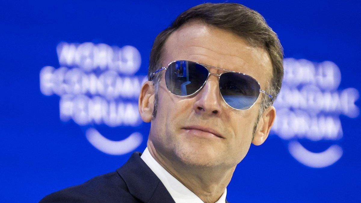 Lunettes de soleil d’Emmanuel Macron : que sait-on sur ce modèle "aviateur" hors de prix ?