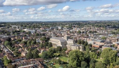 Au Royaume-Uni, un homme accusé avec cinq autres de viols sur son ex-femme devant le tribunal
