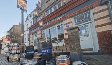 au Royaume-Uni, l'inquiétude des propriétaires de bars