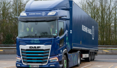 un premier poids lourd électrique traverse le Tunnel-sous-la-Manche