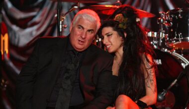 Amy Winehouse: Deux amies accusées d’avoir vendu ses effets personnels
