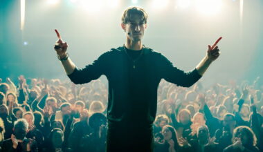 le film avec Pierre Niney vaut-il le coup ? Ce qu'en disent les critiques