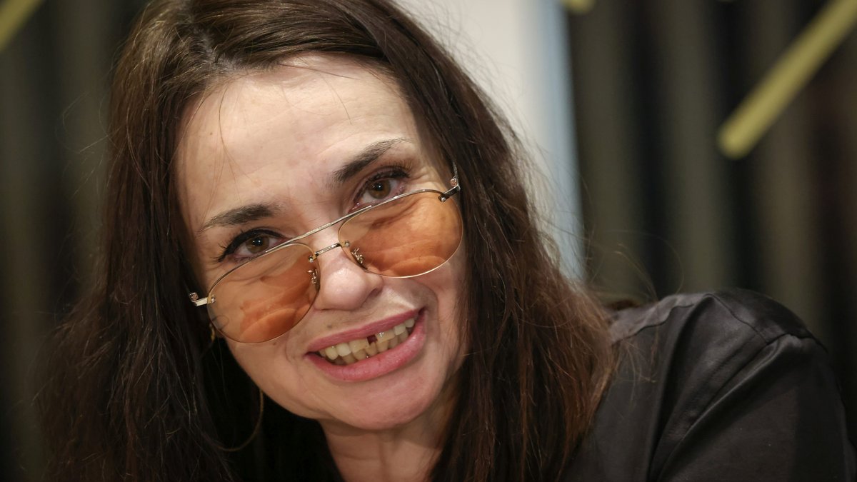 Béatrice Dalle révèle ses problèmes d’argent : "J’ai pas de thune, j’ai pas d’appart"