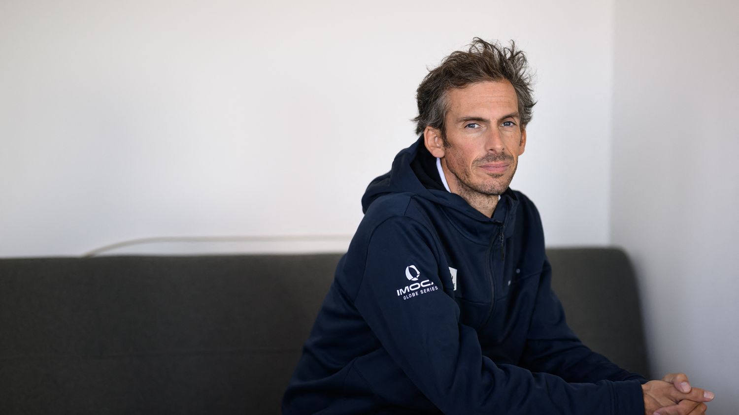 "La navigation en solitaire au large m’est aujourd’hui interdite"... Le skipper Charlie Dalin déclare forfait pour la Route du Rhum 2026