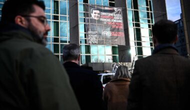 les proches du journaliste, incarcéré en Algérie, entretiennent l’espoir d’une libération