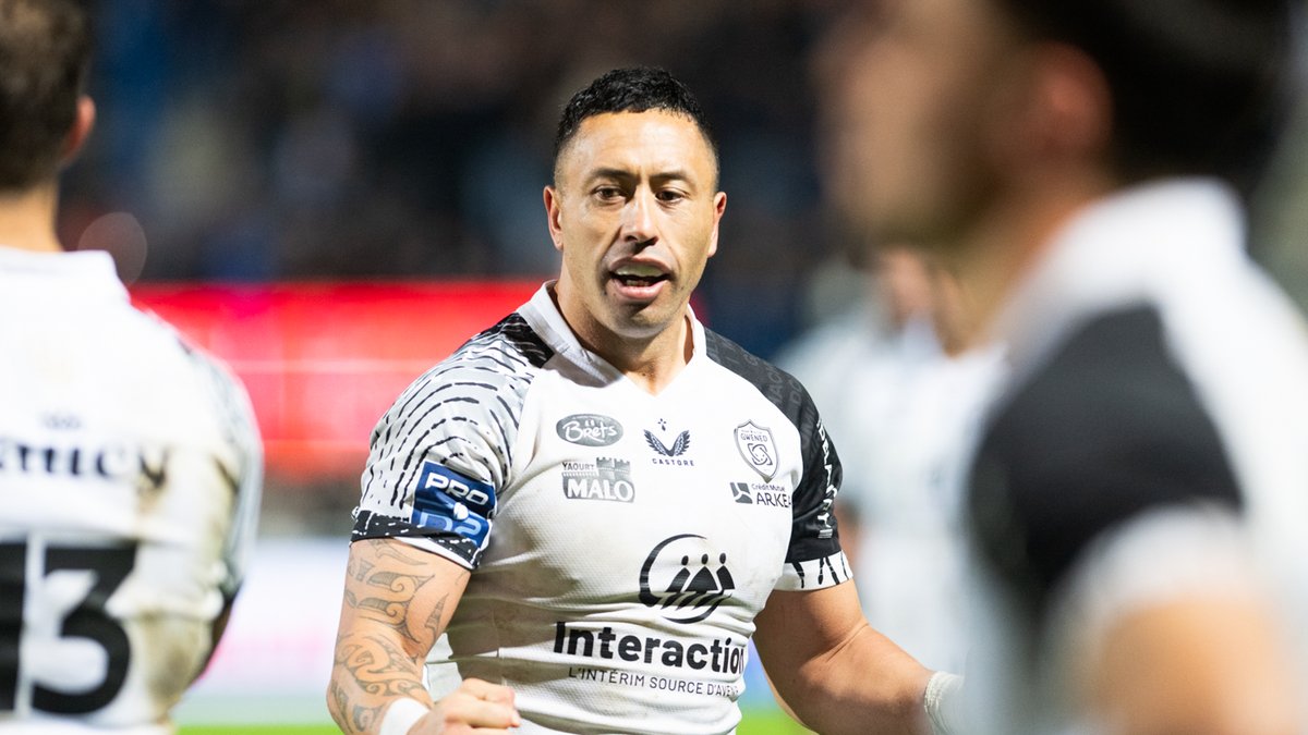 Pro D2 – Grâce à un grand Michael Ruru, Vannes s’impose à Oyonnax et conforte sa place de leader