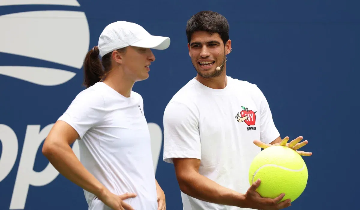 « Je vois Carlos changer son service chaque année » : Swiatek prépare une transformation après l’Open d’Australie