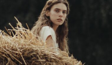 “Les Échos du passé”, de Mascha Schilinski : un film fascinant sur la transmission des traumas - Télérama